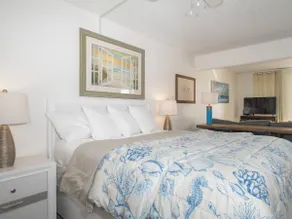 Bayside Condos Studio 23 - Image 4