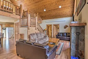 Scenic Hill City Cabin: Hiking & ATV Trail Access - Image 4