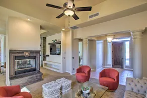Mtn View! Group-Friendly Getaway in Fountain Hills - Image 4