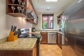 Sunshine Getaway- Lovely Golf Front Villa - Image 4