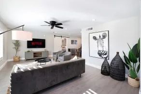 Pegasus - Modern Tempe Getaway with Pool & Game Room - Image 2