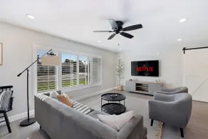Pegasus - Modern Tempe Getaway with Pool & Game Room - Image 4