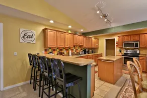 Tanglewood Blues: Amazing Home w/ Hot Tub,Location - Image 5