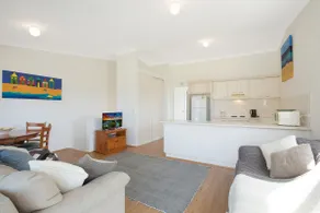 Unit 2 43 Noble Parade Dalmeny - Image 2