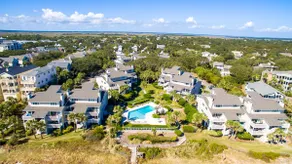 BEST Resort Location! Oceanview! Community Pool! Walk to Amenities! - Image 4