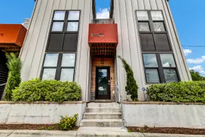 Modern Flat - Downtown - Image 3