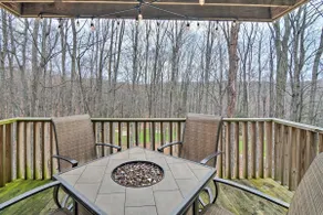 Cozy Bellaire Condo w/ Balcony - 3 Mi to Skiing! - Image 3