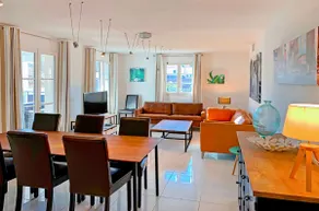 Bright Flat In The Heart Of Saint Tropez - Image 4