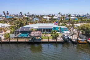 Tropical Paradise! Gorgeous 3/3 Pool Home! - Image 4