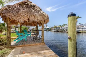 Tropical Paradise! Gorgeous 3/3 Pool Home! - Image 2
