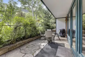 Comfort & Location - 2 BR, 2BA - Walk to Gondola! - Image 4