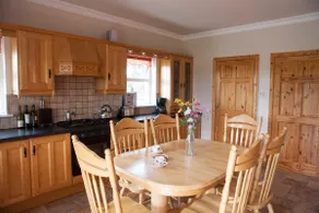 Inviting 4-Bed House in Strokestown - Image 4