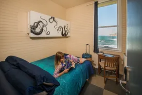 Private Room Suite - Image 5