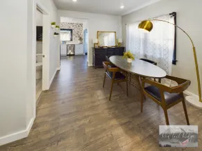 Downtown Classic Home in Historic Albany - Image 4
