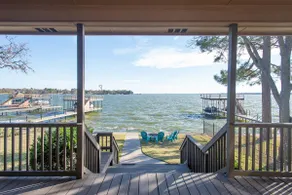 Casa KK | Luxe Lakefront 4BR/3BA w/ Views & Dock - Image 4