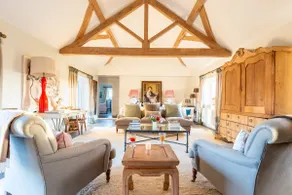 Gins Barn - Image 3