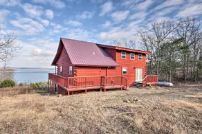 Large Cabin w/ Deck Overlooking Norfork Lake! - Image 3