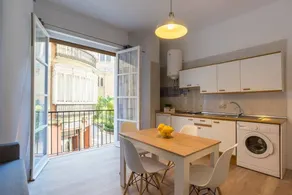Maria Del Mar Apartments, Cathedral Suite 1 - Image 4