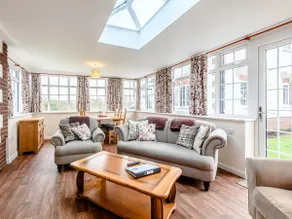 White Oak Cottage - Image 3