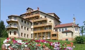 1BR with fitness and wellness terrace - Image 2