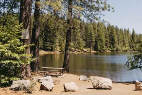 Family Cabin in Blue Lake Springs, Near Town! - Image 4