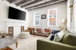 Downtown Duplex - St Philip St - Image 2