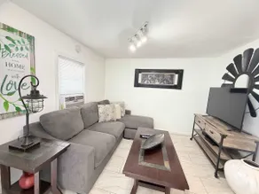 Awesome Apartment in walking distance to the beach - Image 3