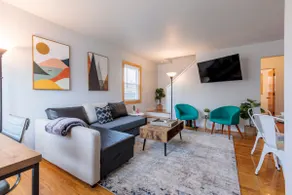 Stylish & Spacious Royal Oak Getaway! - Image 4