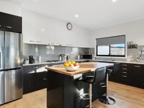 9 19 Troon Drive - Image 2