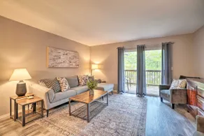 Modern Condo w/ Deck ~ 7 Mi To Branson Landing! - Image 4