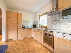 Independent cottage on a farm - Image 4