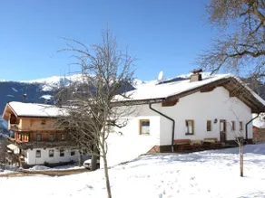 Independent cottage on a farm - Image 2