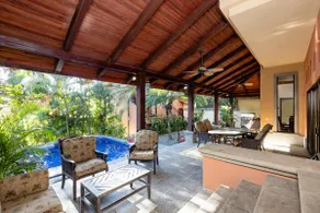 Beachside Comfort for Families | 2-Minute Walk to the Ocean - Image 2