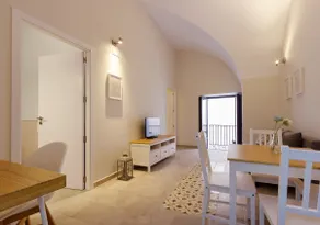101 Compact - Apartments Plaza Mayor 35 - Image 4