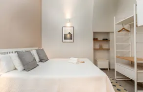 101 Compact - Apartments Plaza Mayor 35 - Image 3
