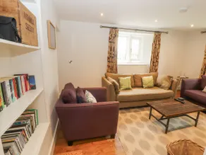 Home Farm House - Image 5