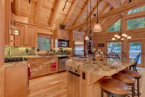 Lodgepole by Tahoe Getaways - Dog Friendly Tahoe Donner 3BR w Hot Tub & HOA - Image 4