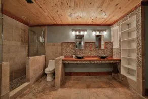Riesiges Mai-Haus mit Swim Spa, Gemeinschaftspool, Sauna - Image 5