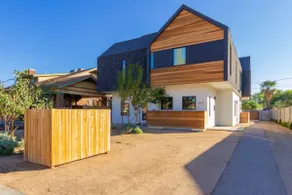 Urban Art Loft - Historic DT Phoenix-chefs Kitchen - Image 3
