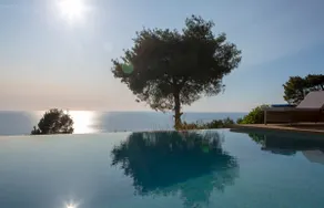 Villa Mirtes with breathtaking sea view,close to Porto Katsiki and Egremni - Image 4