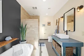Dreamspace - Hot Tub, Fire Pit, 5 Min. To Park 2 Bedroom Home by RedAwning - Image 2