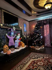 15 Min to DISNEY•HotTub•Haunted Mansion Inspired - Image 3