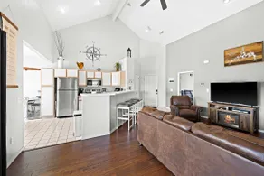 Condo in Lakefront Resort w/ Pool! Ozarks Getaway - Image 5