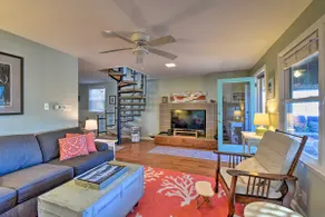 Classic Chesapeake Beachside Cottage w/ Porch! - Image 4