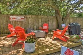 Classic Chesapeake Beachside Cottage w/ Porch! - Image 3