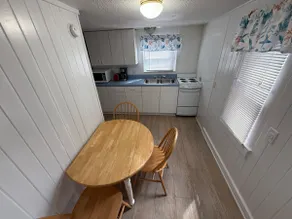 One Bedroom Cottage for Three - Image 3