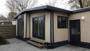 Spa Chalet Veluwe Wellness with Private HOTTUB and SAUNA - Family Holiday House with Fenced Garden - Veluwe Holiday Putten - Image 2