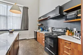 5 min to UPMC Shadyside Oakland East Liberty, sleeps 6 unit 304 - Image 2