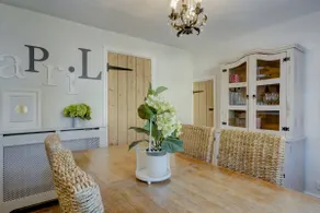 April Cottage, Charming Coastal Cottage Near the Beach in Winterton-on-Sea - Image 2