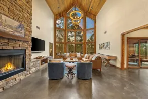 Hilltop Views | Sauna & Epic Outdoor Resort Living - Image 3